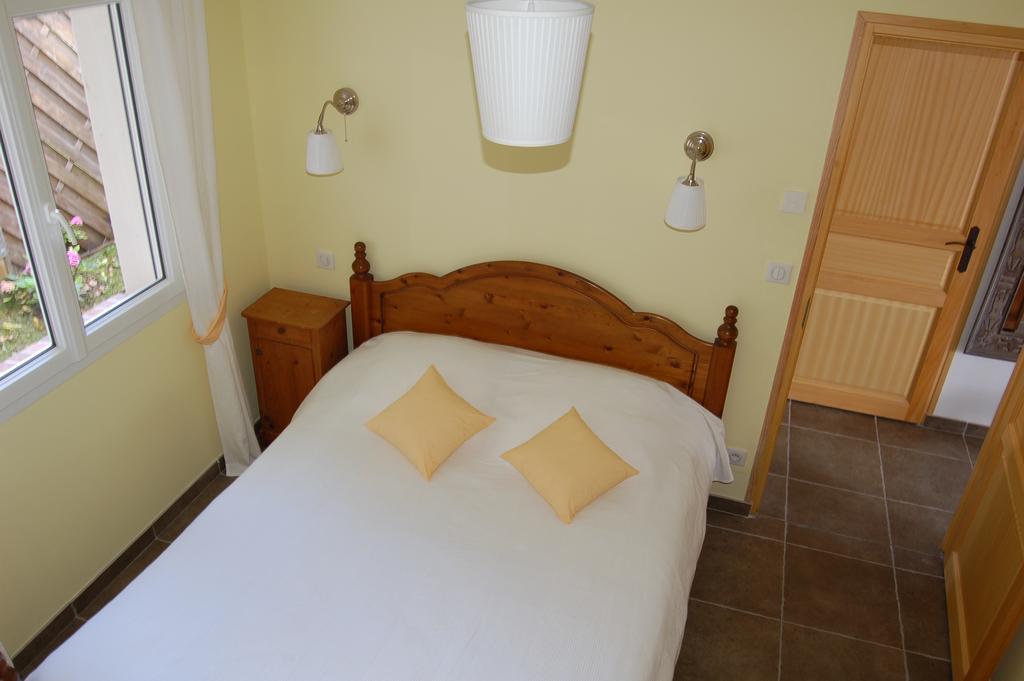 Whitley Cottage Condette Екстер'єр фото